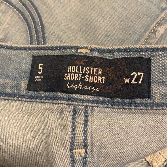 Hollister Highrise Short Shorts w/ Lace Trim - Picture 4 of 6
